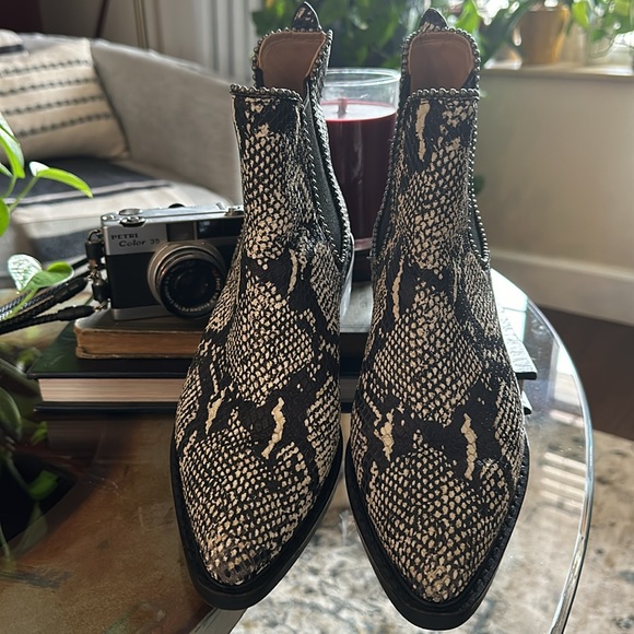 Coach Bowery Western cowgirl Bootie Snakeskin ankle boots sz 5.5 EUR 36 - Picture 6 of 17
